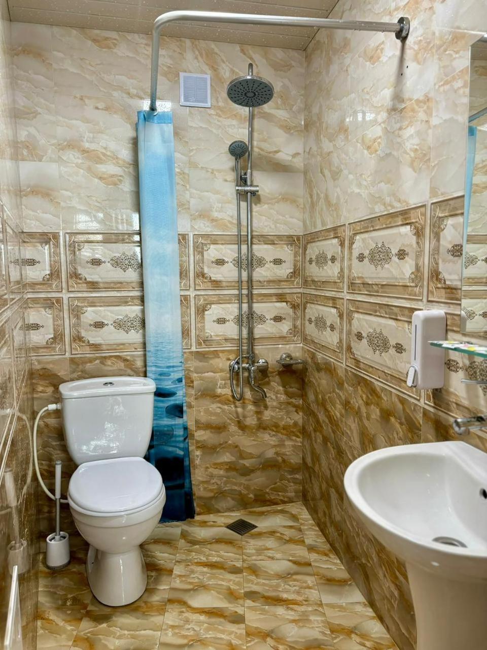 Styopa Hotel Jerevan Buitenkant foto