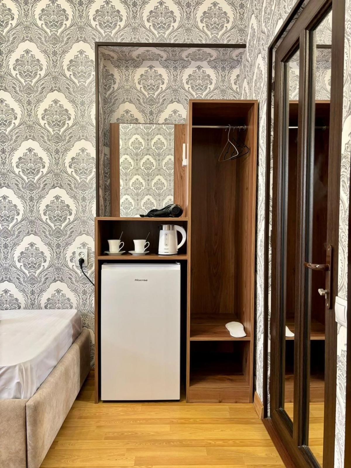 Styopa Hotel Jerevan Buitenkant foto