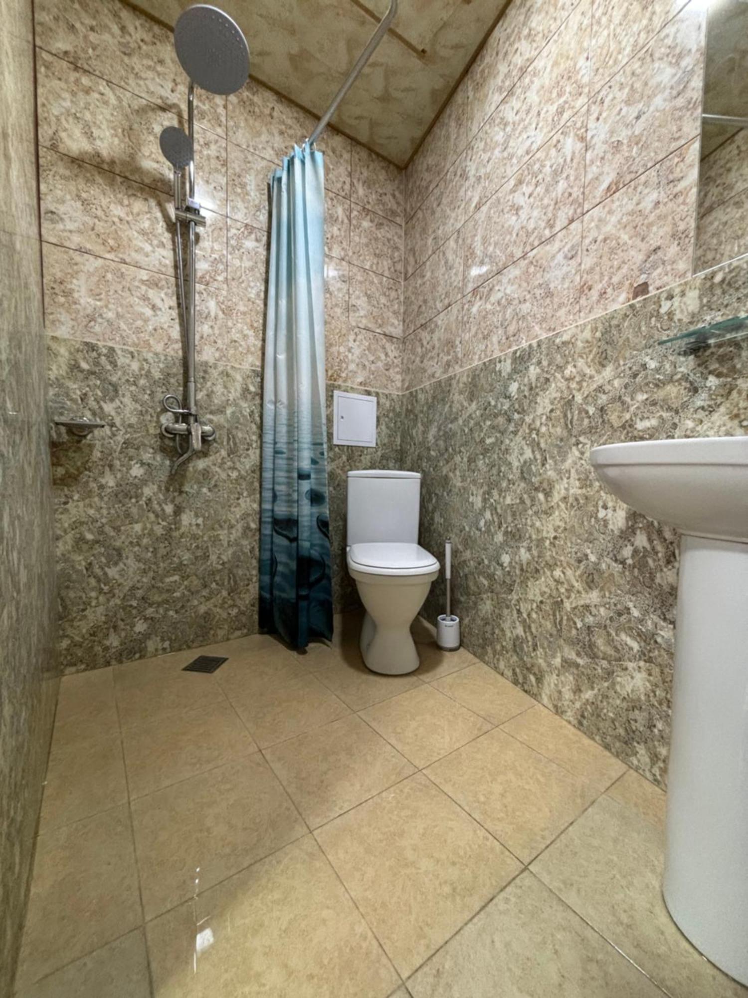 Styopa Hotel Jerevan Buitenkant foto